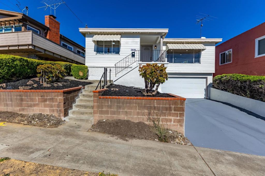 Residential in El Cerrito