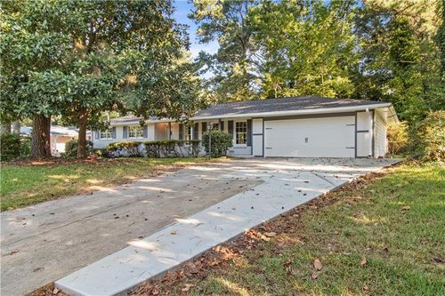 4074 Idlevale Dr, Tucker, GA, 30084-7815 | Card Image