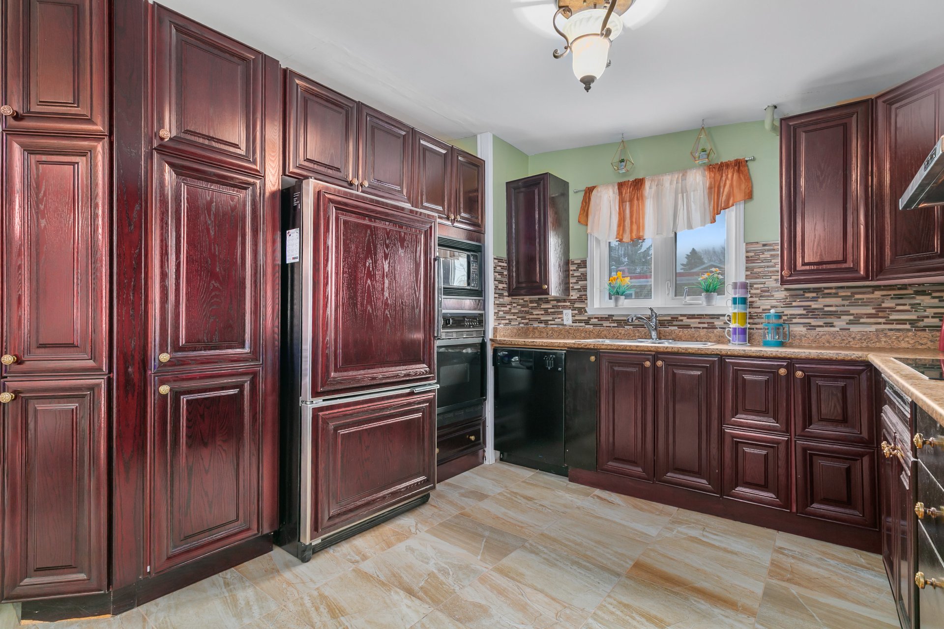 Residential in Salaberry-de-Valleyfield