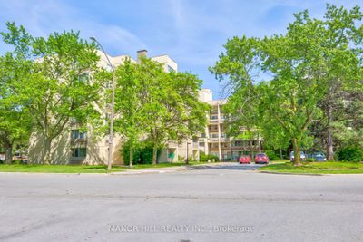 523 - 1300 Marlborough Crt, Condo with 3 bedrooms, 2 bathrooms and 1 parking in Oakville ON | Image 2