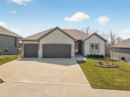 4609 Nw 141st Ter, Platte City, MO, 64079-7524 | Card Image