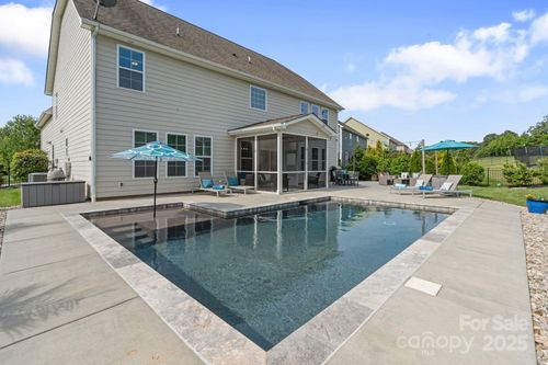 7405 Albemarle Dr, Denver, NC, 28037-6534 | Card Image