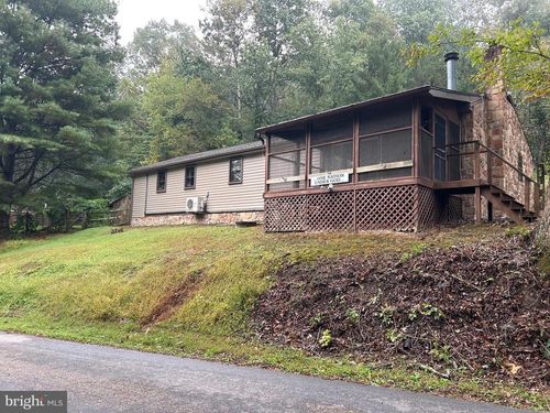 3263 Graydon Rd, Felton, PA, 17322-8696 | Card Image