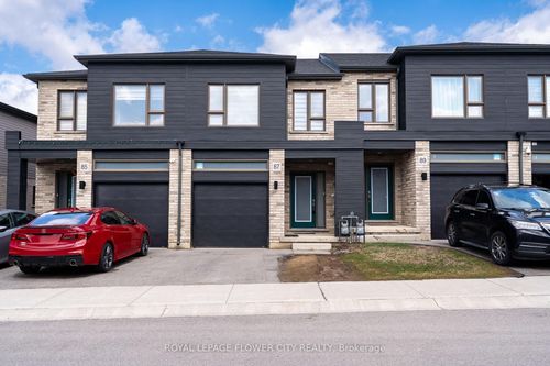 87 Pony Way, Kitchener, ON, N2R0R8 | Card Image