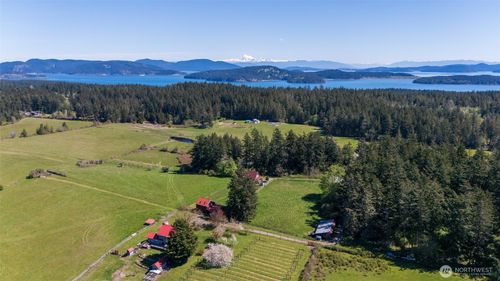 472 Redtail Ln, Lopez Island, WA, 98261-8465 | Card Image