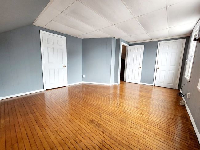 726 2 Nd St, Home with 8 bedrooms, 5 bathrooms and 3 parking in Fall River MA | Image 35