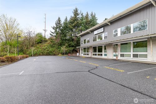 1-2-3-905 Squalicum Parkway, Bellingham, WA, 98225 | Card Image
