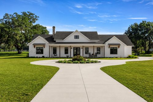 10561 Ne 104th Cir, OXFORD, FL, 34484-3907 | Card Image