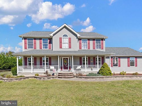 305 Garnet Ln, Smyrna, DE, 19977-9647 | Card Image