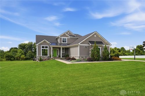 2665 Lucy Ln, Waynesville, OH, 45068-8752 | Card Image