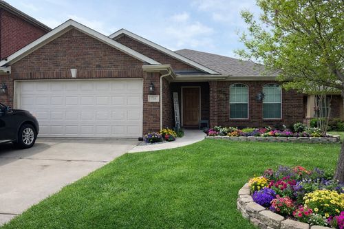 735 Cedar Cove Dr, Princeton, TX, 75407-2843 | Card Image