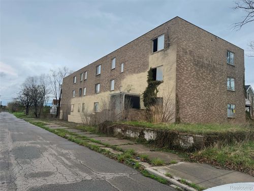 1880 E Grand Boulevard, Detroit, MI, 48211 | Card Image