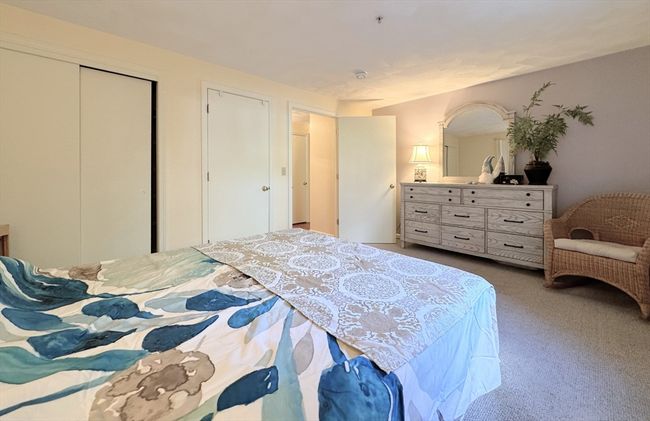 APT-1 - 19 Fuller Rd, Condo with 2 bedrooms, 1 bathrooms and null parking in Foxboro MA | Image 12