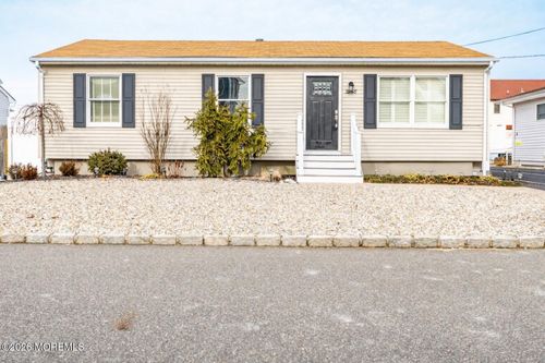 3236 Osborn Ter, Toms River, NJ, 08753-4840 | Card Image