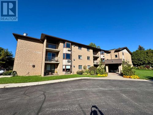 305-225 Hinks St, Walkerton, ON, N0G2V0 | Card Image