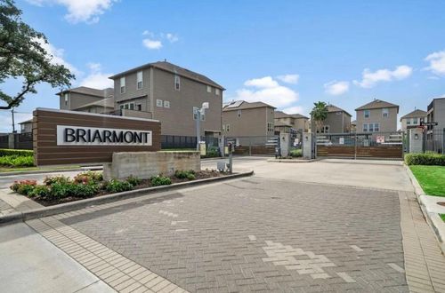 3144 Founders Rock Dr, Houston, TX, 77063-4576 | Card Image