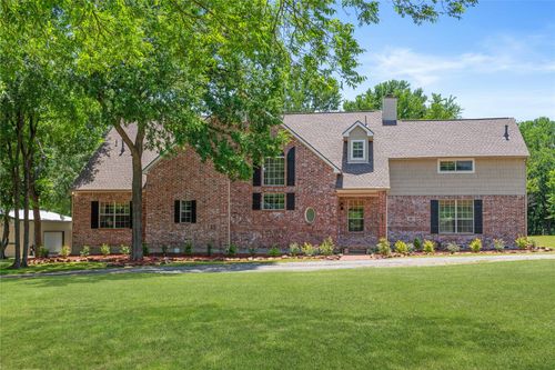 561 Farms Rd, Mckinney, TX, 75071-4164 | Card Image