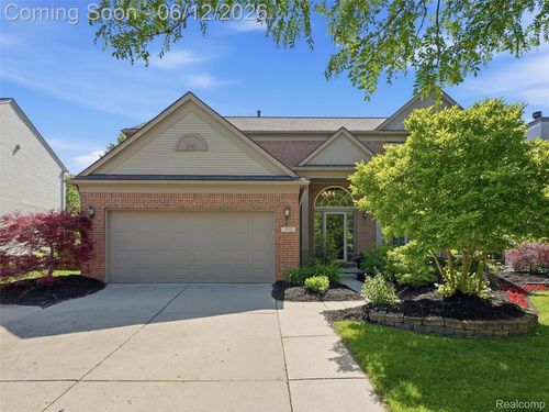 732 Westhills Dr, South Lyon, MI, 48178-2532 | Card Image
