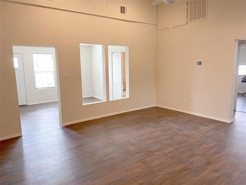 12115 Segrest Drive, Houston, TX, 77047 | Card Image