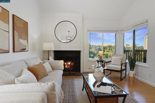apt-a-4440 Eagle Peak Rd, Concord, CA, 94521-3430 | Card Image