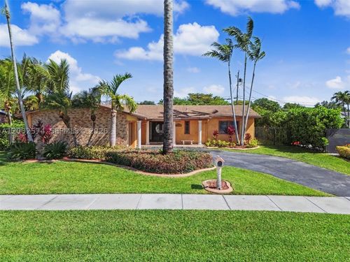 9837 Sw 194th St, Cutler Bay, FL, 33157-7869 | Card Image