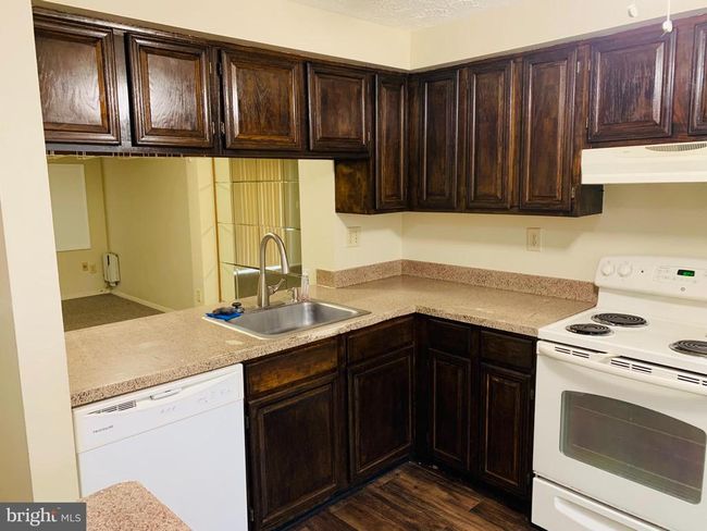 30 Valleyside Ct, Townhouse with 2 bedrooms, 1 bathrooms and null parking in GERMANTOWN MD | Image 4