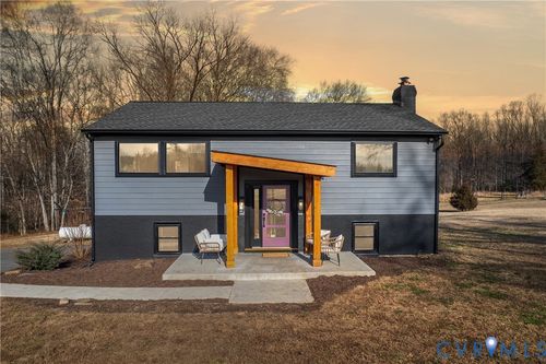 16278 Wolf Creek Rd, Montpelier, VA, 23192-3035 | Card Image