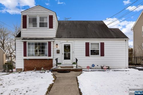 97 Long Hill Dr, Clifton, NJ, 07013-2320 | Card Image