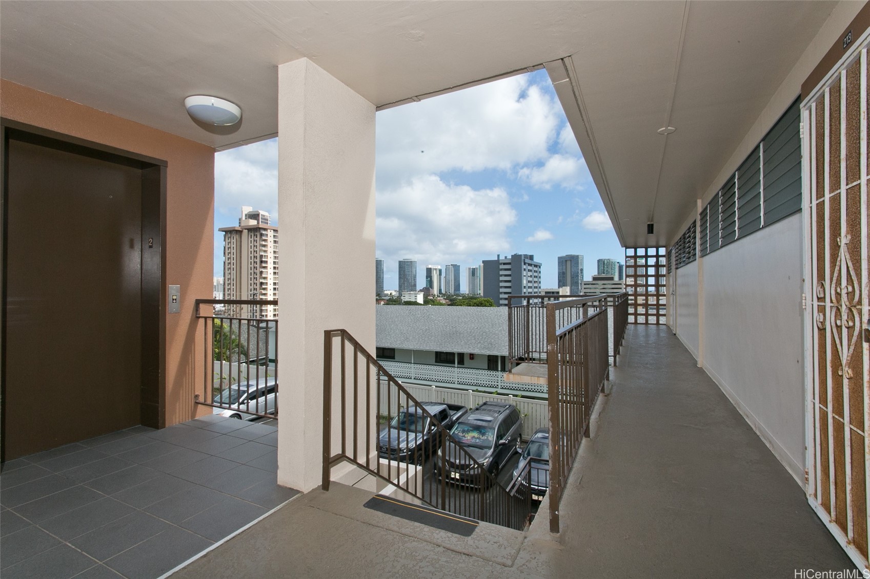 Residential in Honolulu 3