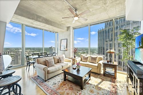3415-210 N Church St, Charlotte, NC, 28202-2390 | Card Image