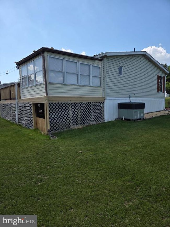 4 N View Dr, House other with 3 bedrooms, 2 bathrooms and null parking in CARLISLE PA | Image 11