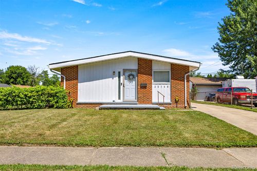 32146 Harvard St, Westland, MI, 48186-4965 | Card Image