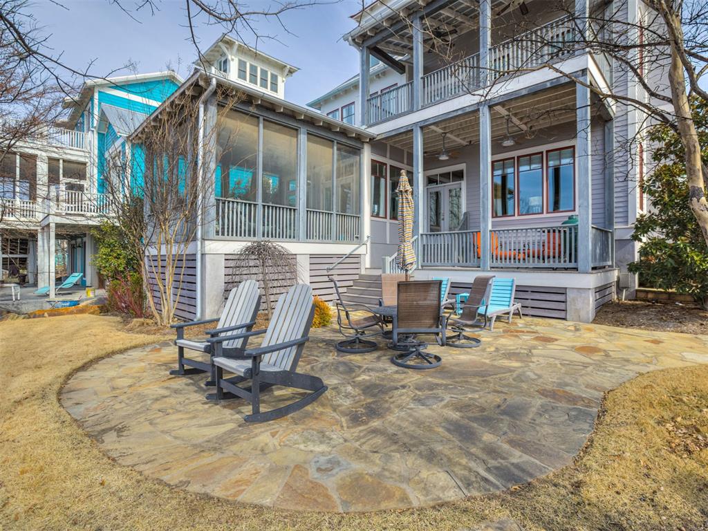 Residential in Carlton Landing 4