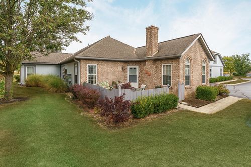 22-3832 Falls Circle Dr, Hilliard, OH, 43026-9160 | Card Image