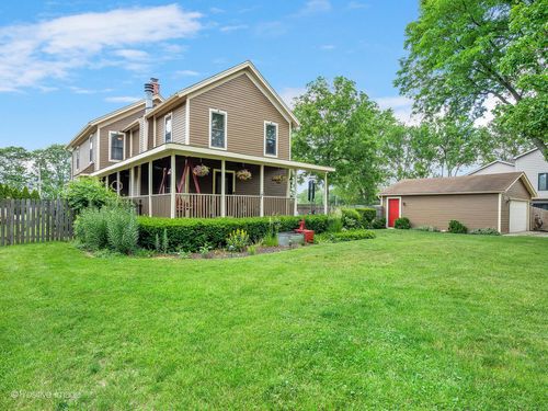 6208 Meyer Rd, Woodridge, IL, 60517-1207 | Card Image