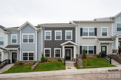 62 Walnut Springs Dr, Asheville, NC, 28804-7701 | Card Image