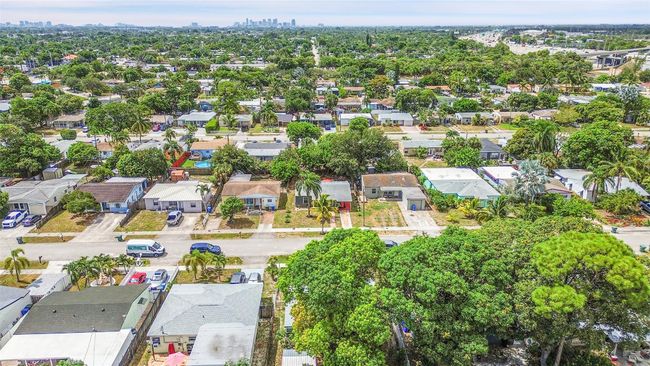 230 Nw 52 Nd Ct, House other with 2 bedrooms, 1 bathrooms and null parking in Fort Lauderdale FL | Image 30