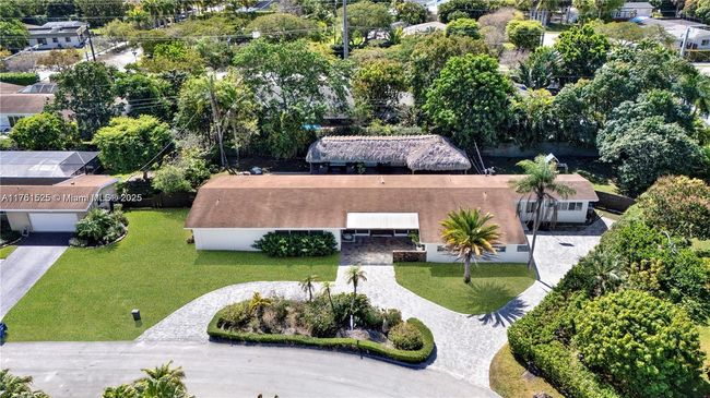 7860 Sw 134 Th St, House other with 4 bedrooms, 3 bathrooms and null parking in Pinecrest FL | Image 44