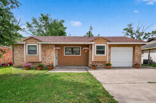 17106 Sunshine St, Houston, TX, 77049-1124 | Card Image