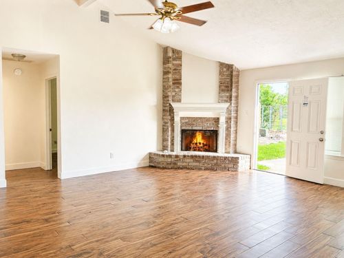 17034 Coachmaker Dr, Friendswood, TX, 77546-2650 | Card Image