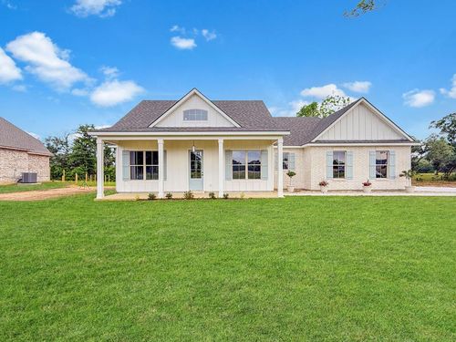 30 S Caesar Oaks Dr, Carriere, MS, 39426-4527 | Card Image