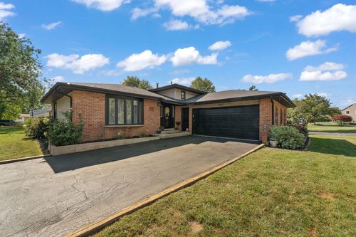 3167 Westwind Ct, Crown Point, IN, 46307 | Card Image