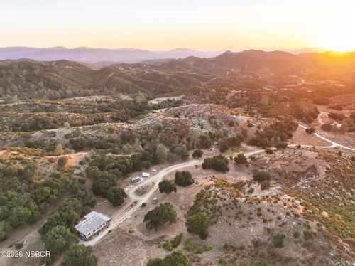 5885 Lion Ridge Rd, Creston, CA, 93432 | Card Image