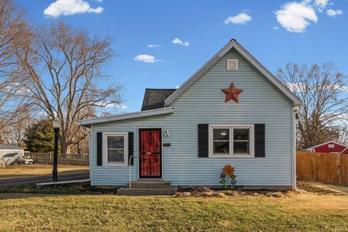 1206 Danville Ave, Crawfordsville, IN, 47933-3611 | Card Image