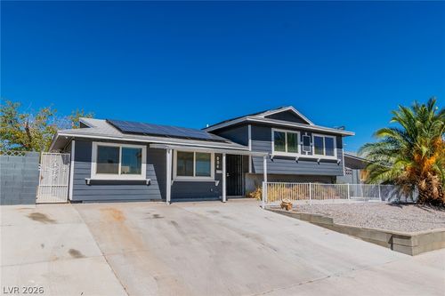 904 Rockaway St, Las Vegas, NV, 89145-6220 | Card Image