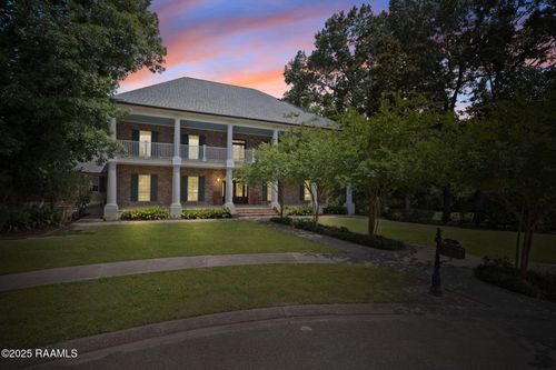 101 Farmington Dr, Lafayette, LA, 70503-8403 | Card Image