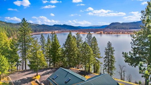 1611 E Round Lake Rd, St. Maries, ID, 83861-8708 | Card Image