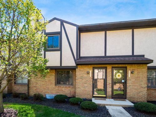 33-5374 Tartan Ln, Columbus, OH, 43235-7374 | Card Image