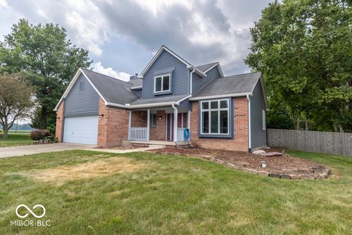 567 Lakewood Ct, Greentown, IN, 46936-9747 | Card Image