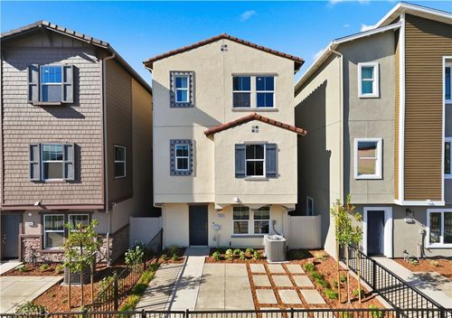 2542 Hepbum Street, South El Monte, CA, 91733 | Card Image